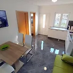 Apartmaji Soncne Terase - Sunny Terraces *