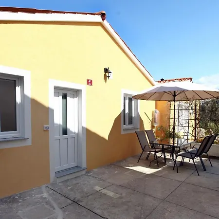 Sunny Terraces Zt