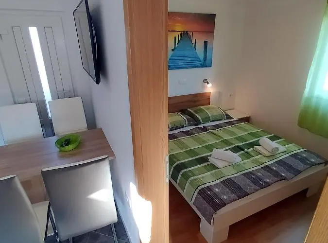 Sunny Terraces Zt 公寓 *