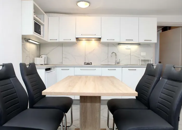 公寓 Sunny Terraces Zt